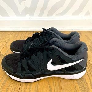 Nike tennis shoes